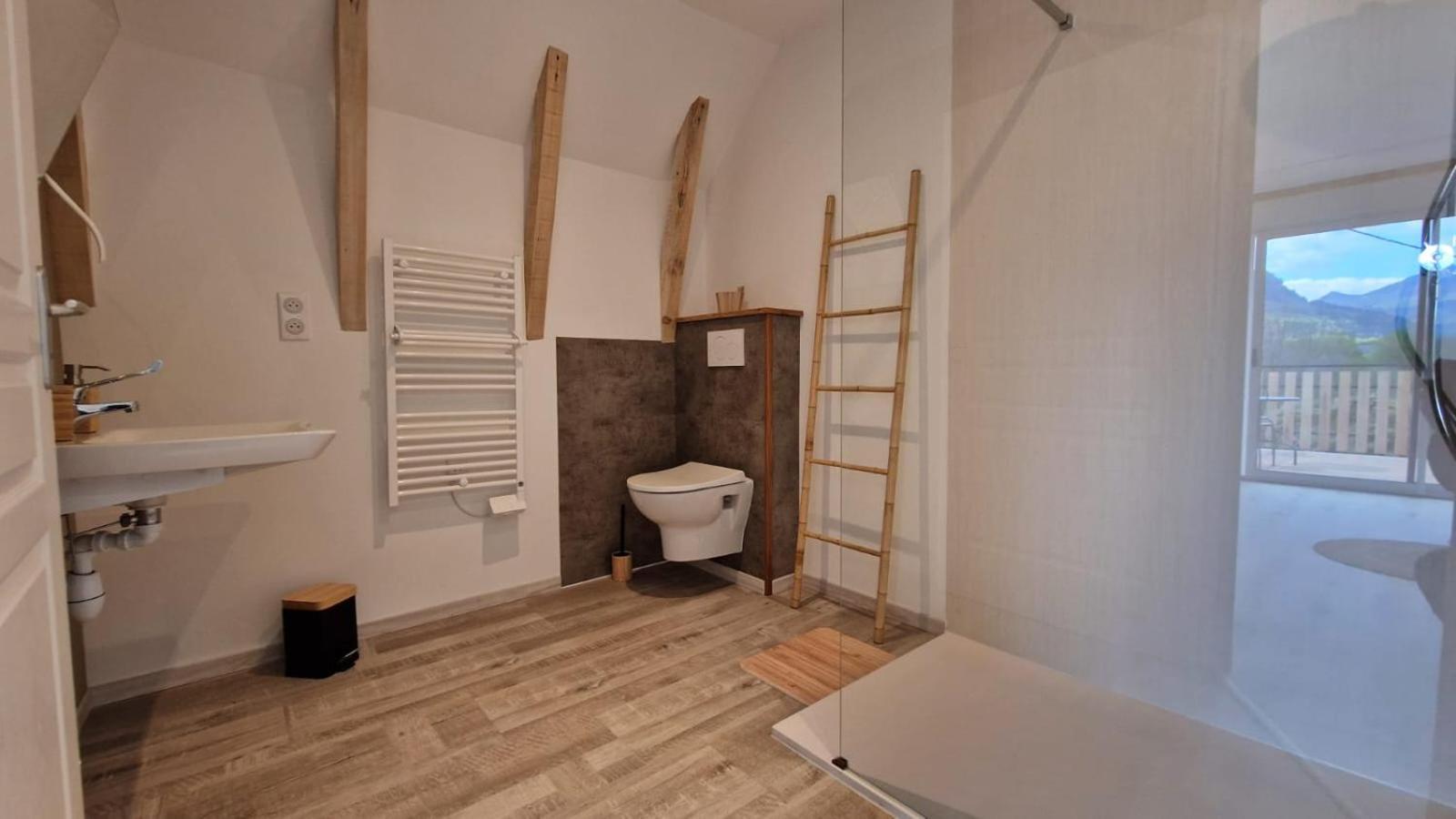 La Puy Mary Bed and Breakfast Le Falgoux Εξωτερικό φωτογραφία